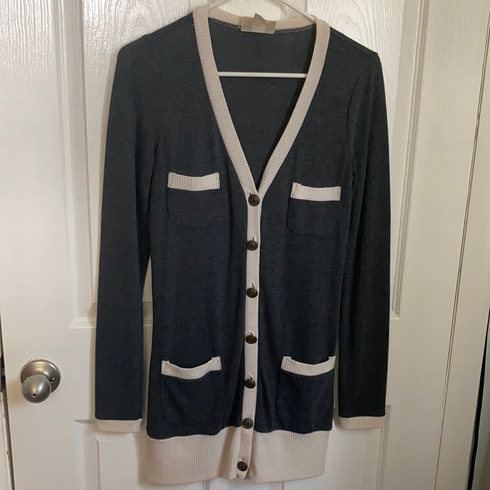 Women’s sweater jacket